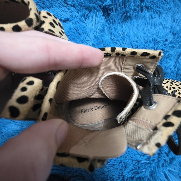 Pierre Dumas Womens Amora Tan and Black Boots Size 9 - Picture 8 of 9